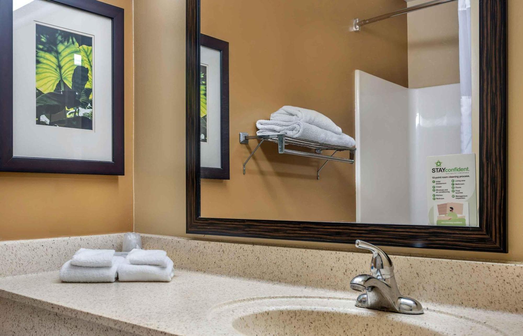 Hotel Extended America - - West - Interstate 126
